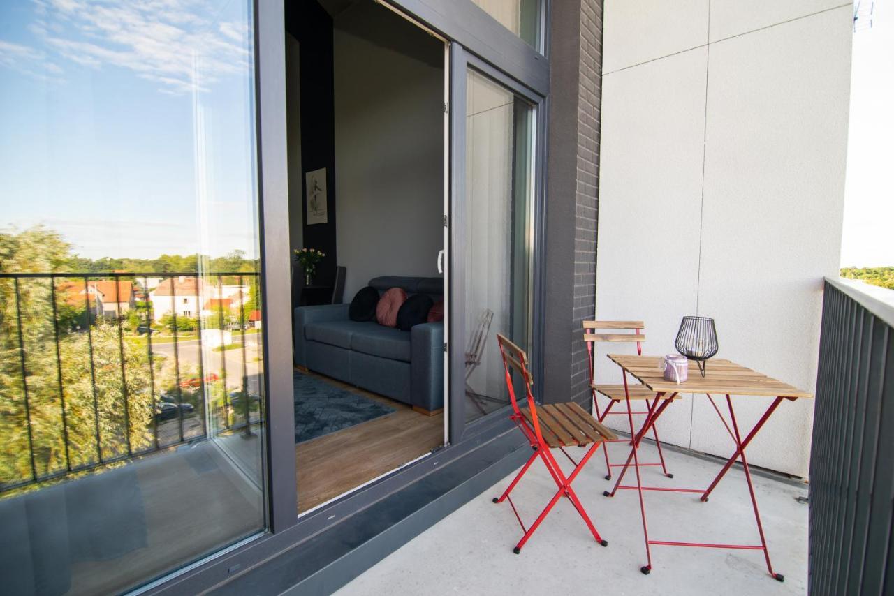 Studia Przy Lotnisku Od Wroclawapartament-Pl Breslávia Exterior foto