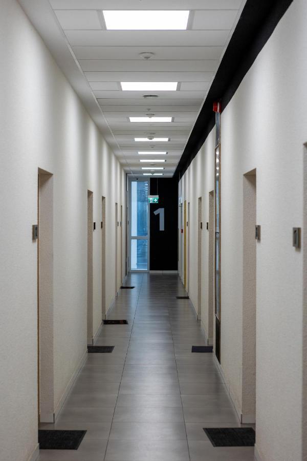 Studia Przy Lotnisku Od Wroclawapartament-Pl Breslávia Exterior foto